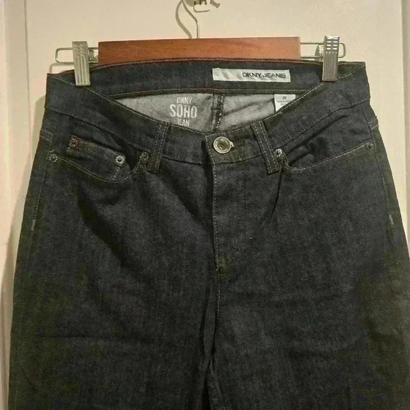 P7019 dkny soho dark wash size 6r jeans boot cut - Picture 3 of 8